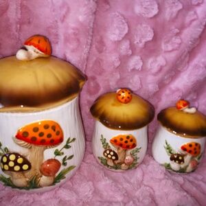 Merry Mushrooms canisters